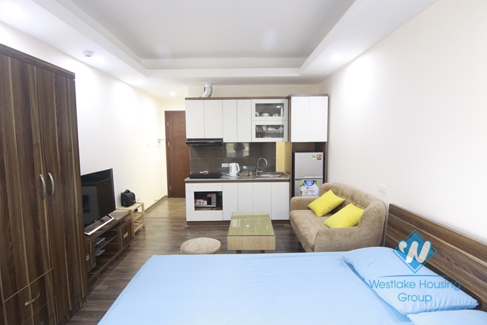 Nice and new studio for rent on Huynh Thuc Khang, Dong Da